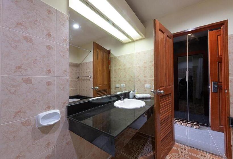 Habitació Triple Deluxe, Blue Beach Grand Resort And Spa