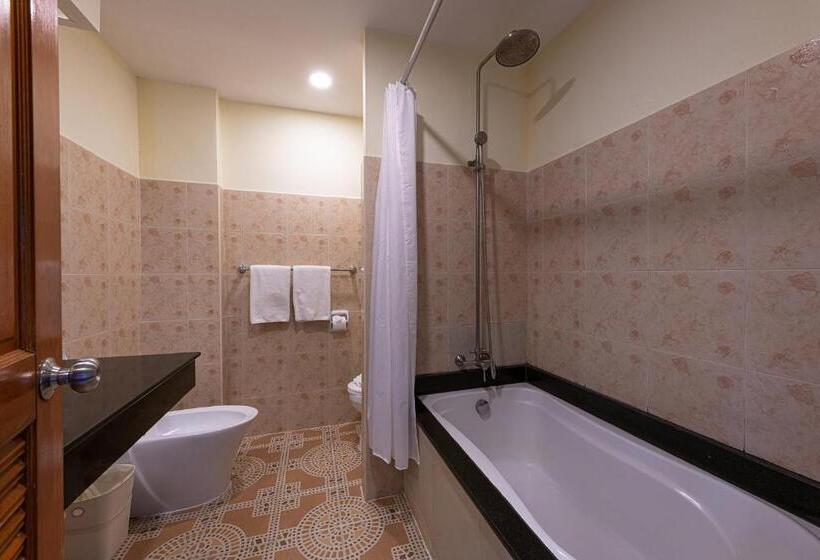 Номер Deluxe Вид на Море, Blue Beach Grand Resort And Spa