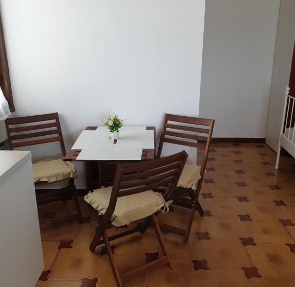 غرفة عائلية, Casa Nostra Villa Cellini