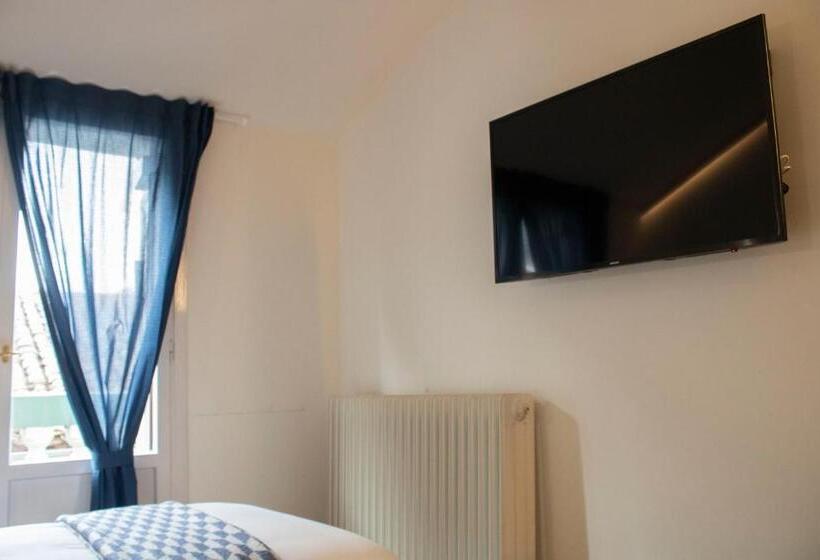 スタンダードルーム, Alda Jolio Jaca