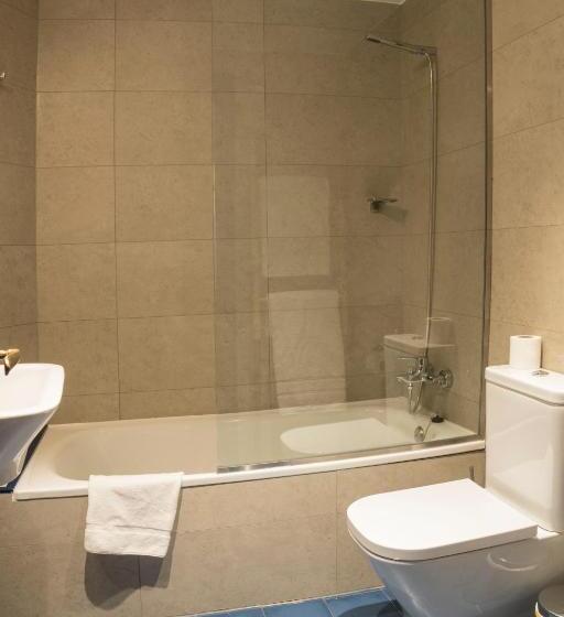 スタンダードトリプルルーム, Alda Jolio Jaca