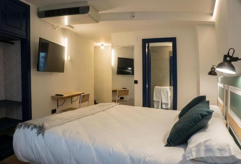 スタンダードトリプルルーム, Alda Jolio Jaca