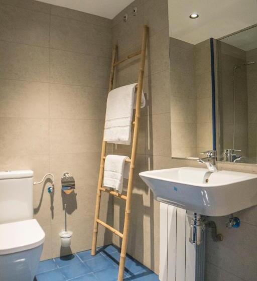 エコノミールーム, Alda Jolio Jaca