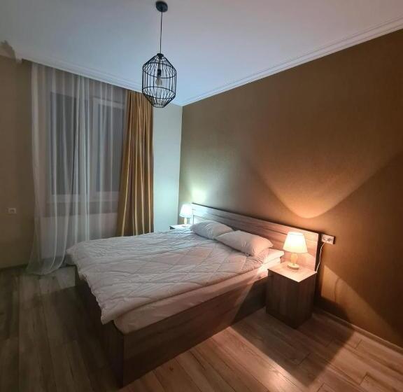 اتاق استاندارد, Baqari Inn
