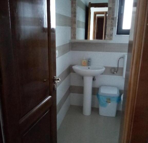 اتاق لوکس, Romsil Guesthouse