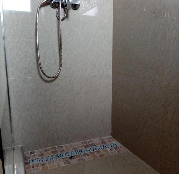 اتاق لوکس, Romsil Guesthouse