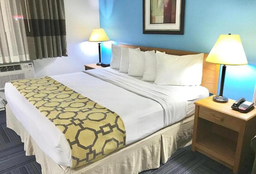 إستوديو ديلوكس, Baymont By Wyndham Marinette