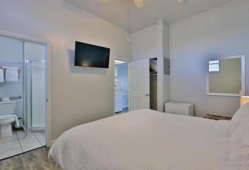 جناح سرير كينج, Coastal Waters