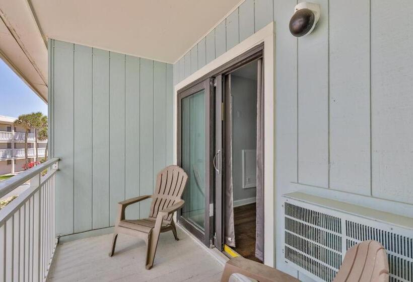 جناح, Coastal Waters