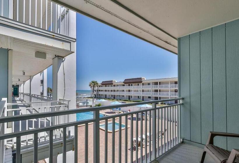 جناح, Coastal Waters