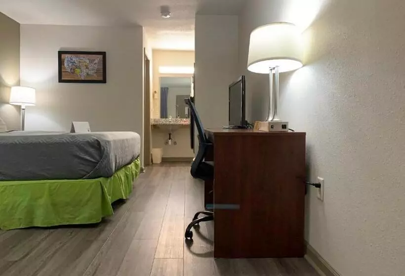キングサイズベッドのスタンダードルーム, Econo Lodge