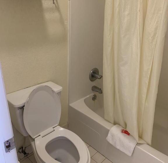 スタンダードルーム, Econo Lodge