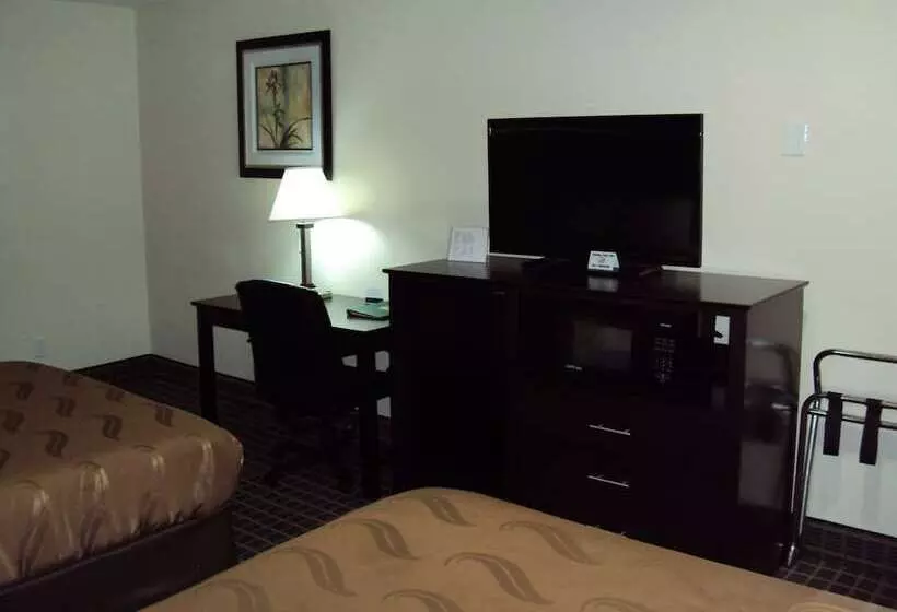 ２ダブルベッドのスタンダードルーム, Quality Inn Carbondale University Area