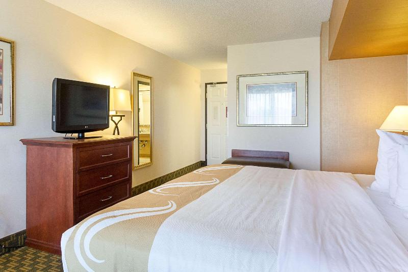 غرفة قياسية سرير كينج, Quality Inn