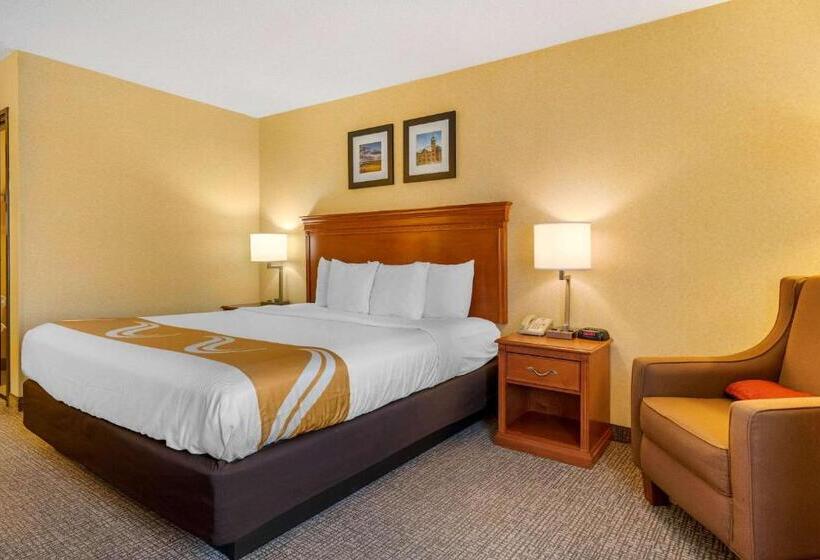 חדר סטנדרט עם מיטת קינג, Quality Inn I25