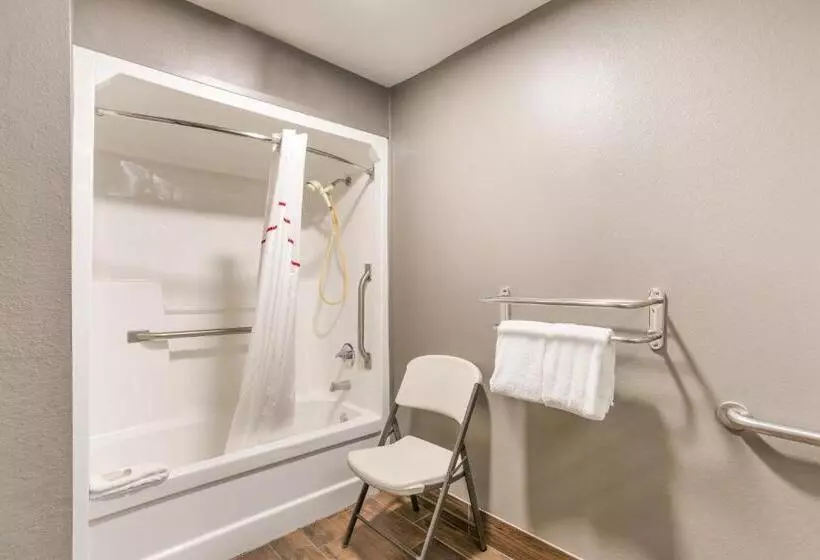 障害者適応デラックスルーム, Red Roof Inn & Suites Athens, Al
