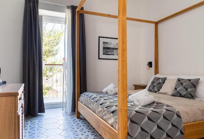 اتاق لوکس, Myn In Rabat