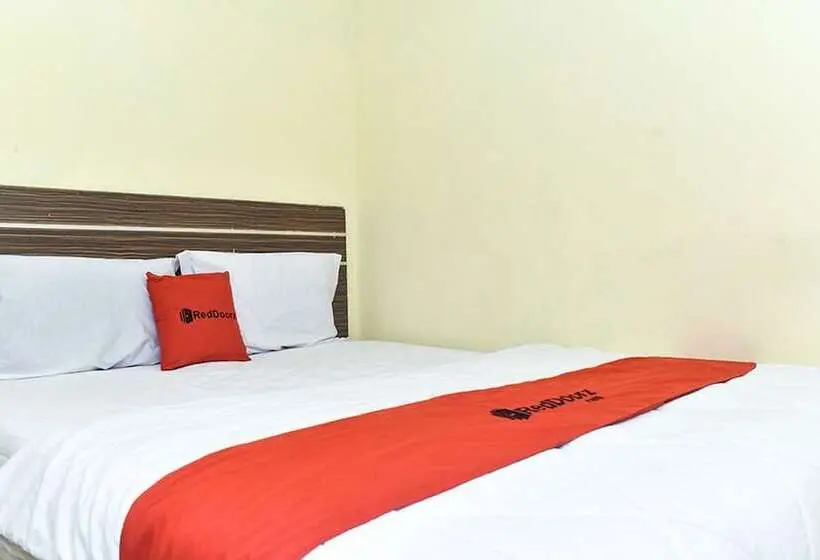 スタンダードルーム, Reddoorz Syariah Near Pantai Losari 3