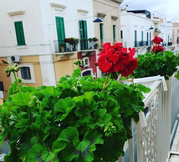 جناح مزود بجاكوزى, Christian S Suites & Spa