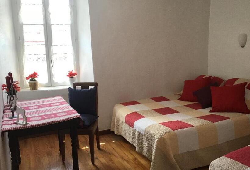 四人标准间, Les Gentianes