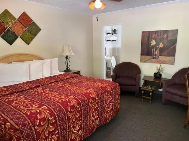 キングサイズベッドのスタンダードルーム, Rolling Brook Inn