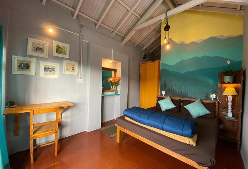 חדר סטנדרט נוף לגינה, The Birdhouse Backpackers Hostel