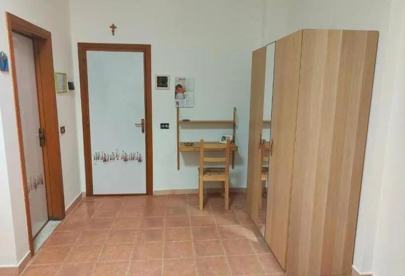 اتاق اکونومی, Beteyà Hostel Don Bosco