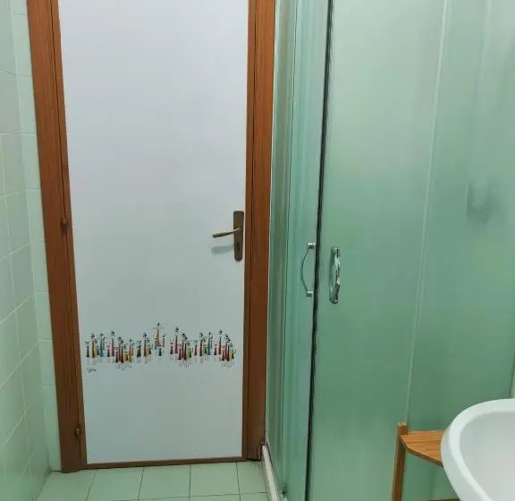 اتاق استاندارد, Beteyà Hostel Don Bosco