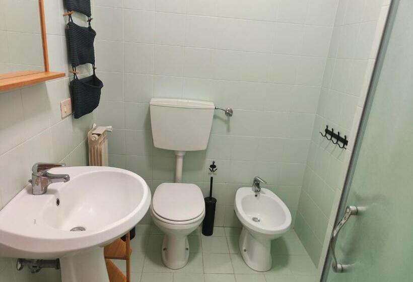 اتاق استاندارد, Beteyà Hostel Don Bosco