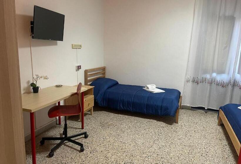 اتاق استاندارد, Beteyà Hostel Don Bosco