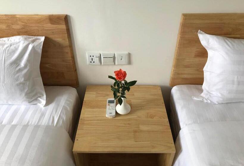 اتاق سوپریور, Hinode Hotel ဟိနောဒေ့ဟိုတယ်