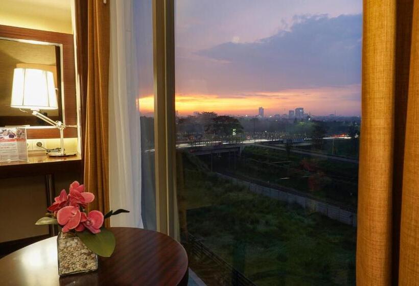 Delüks Oda, Swiss Belhotel Serpong