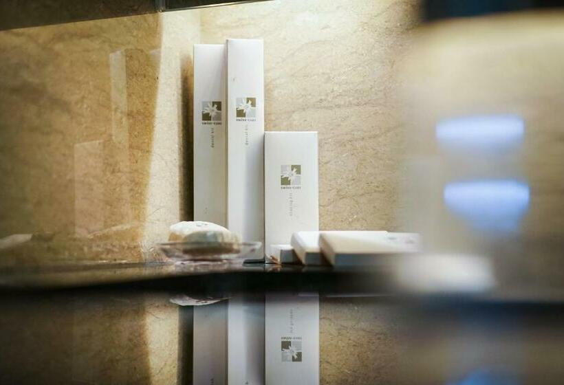 Delüks Oda, Swiss Belhotel Serpong