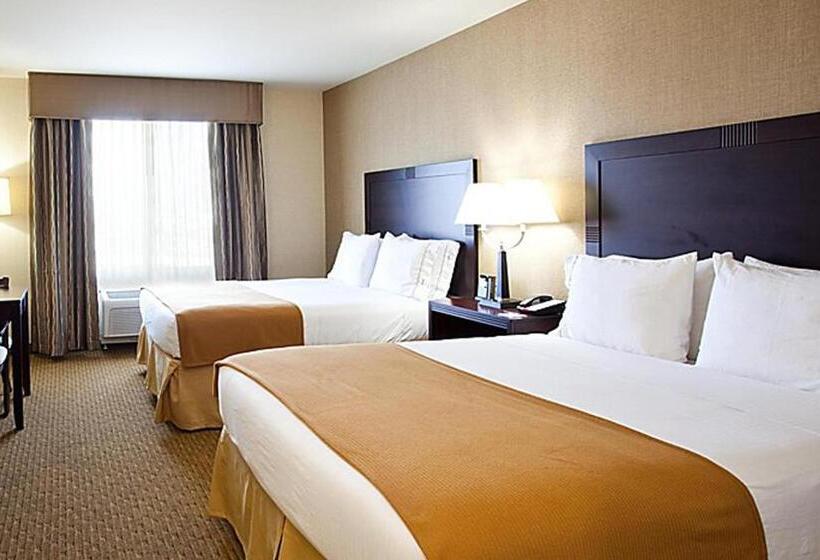 Номер Deluxe, Norwood Inn & Suites Eagan St Paul & Mall Of America