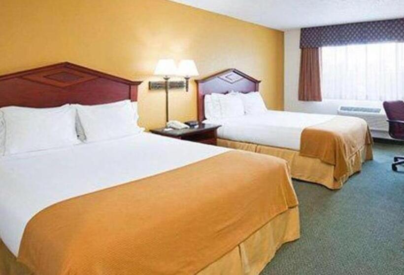 חדר דלוקס, Norwood Inn & Suites Eagan St Paul & Mall Of America