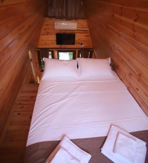 اتاق کلاسیک چهارنفره, Sapanca Sahil Bungalow