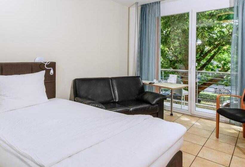 Huoneisto 1 Makuuhuone Parveke, Med Apart