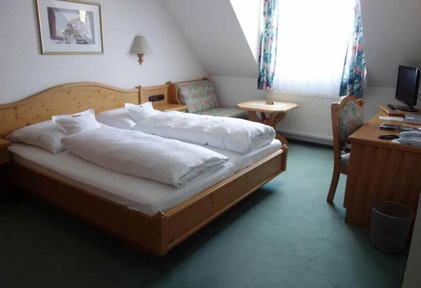 阁楼房, Bayerischer Hof