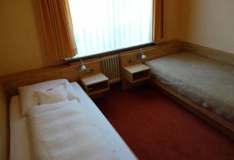 غرفة قياسية, Bayerischer Hof