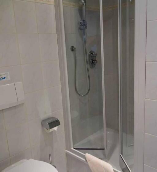 غرفة قياسية, Bayerischer Hof