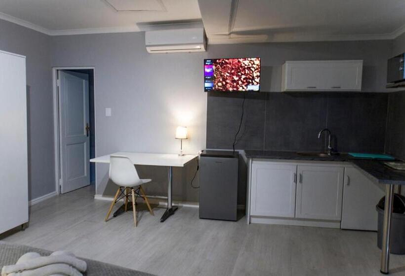 标准工作室, @abelia Guest House