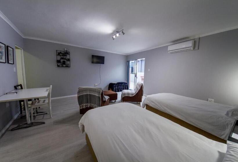 标准工作室, @abelia Guest House