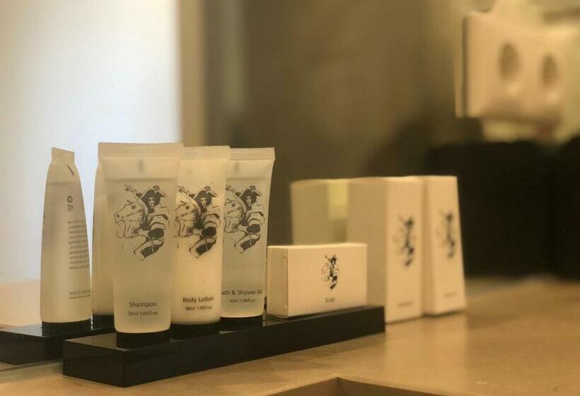 豪华房间, Onderwijshotel De Rooi Pannen Breda