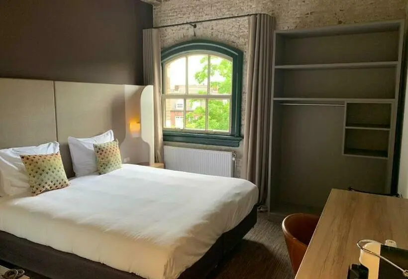 Deluxe-huone, Onderwijshotel De Rooi Pannen Breda