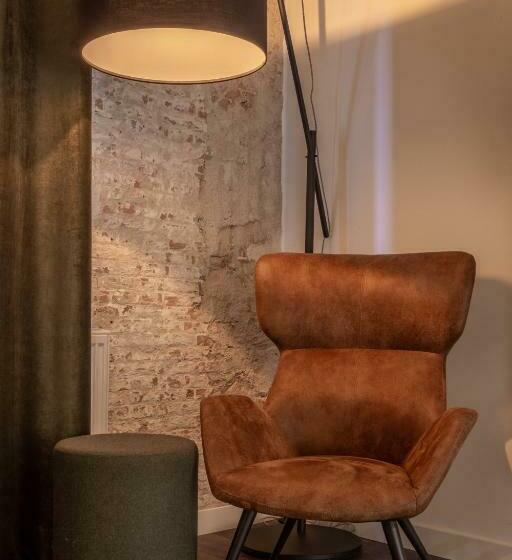 高级大房间, Onderwijshotel De Rooi Pannen Breda