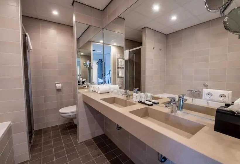 Sviitti, Onderwijshotel De Rooi Pannen Breda