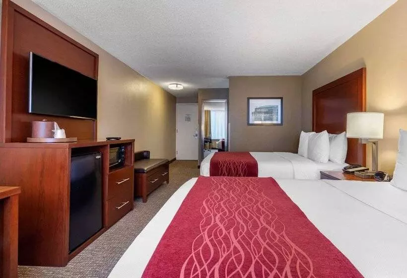 ２ダブルベッドのスタンダードルーム, Comfort Inn Memphis Downtown