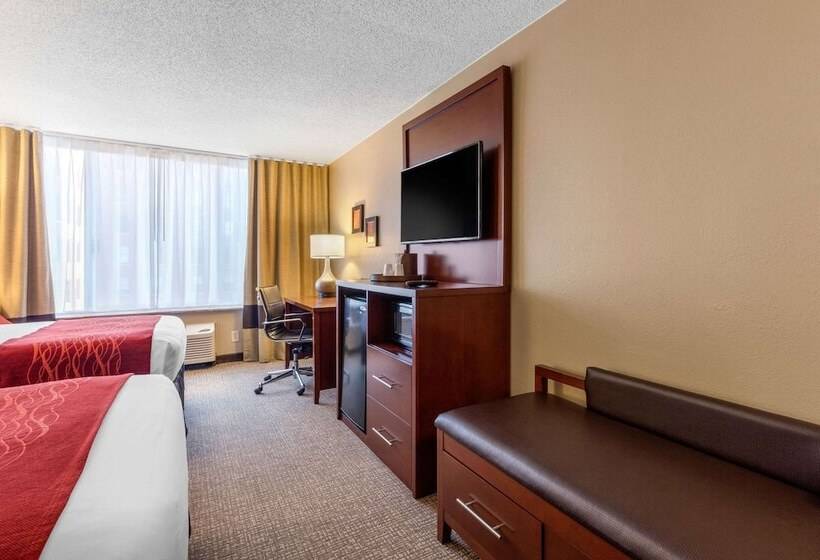 غرفه قياسيه سريرين مزدوجين, Comfort Inn Memphis Downtown