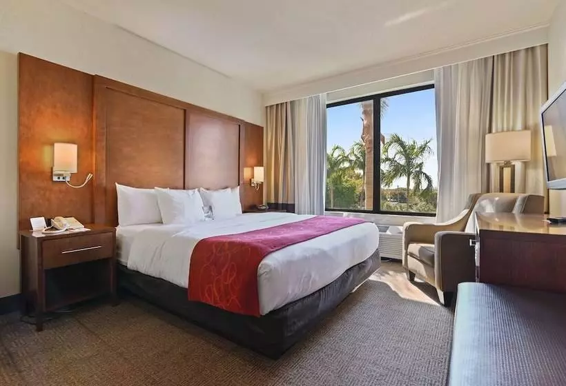 سوئیت برای معلولان, Comfort Suites Miami Kendall