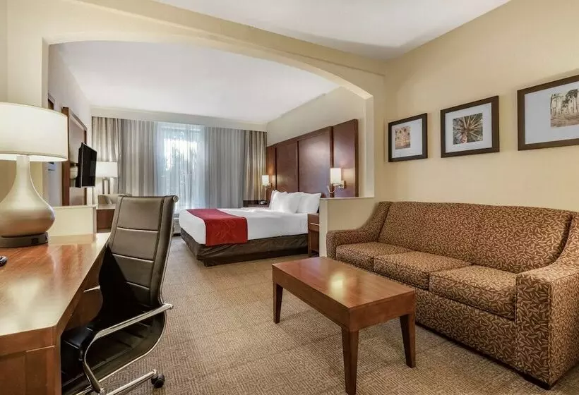سوئیت برای معلولان, Comfort Suites Miami Kendall
